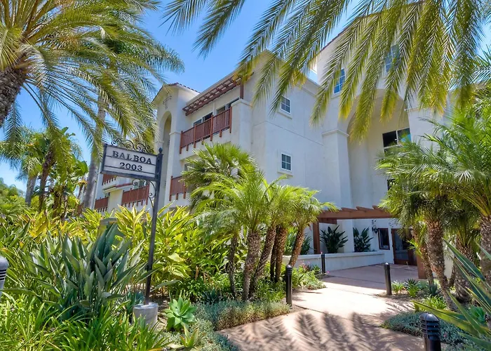 La Costa Luxury Condo - Fully Remodeled