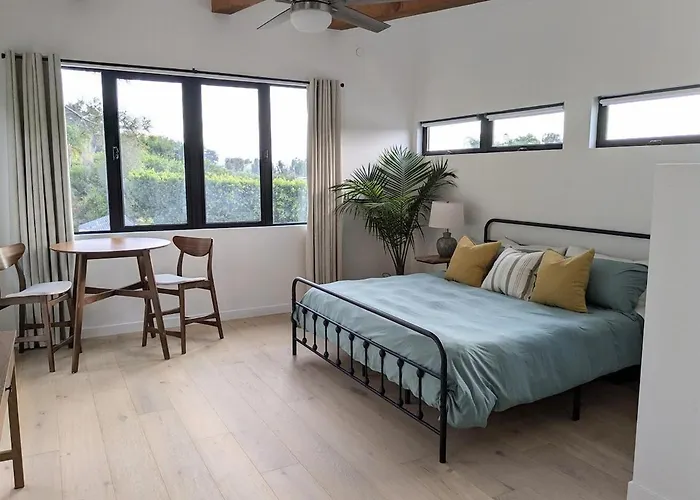 Newly Built, Secluded, And Tranquil Nest In Olivenhain